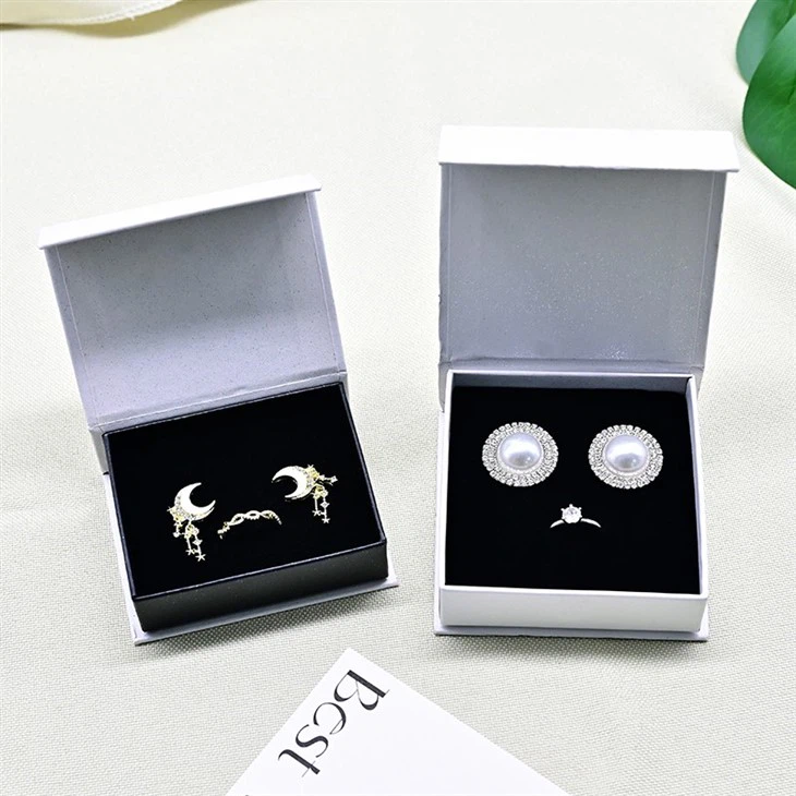 Factory Direct Sale Custom Logo Printed Gift Packaging Square Cardboard Box With Magnetic Closure