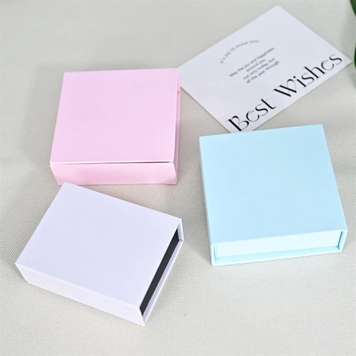 Factory Direct Sale Custom Logo Printed Gift Packaging Square Cardboard Box With Magnetic Closure
